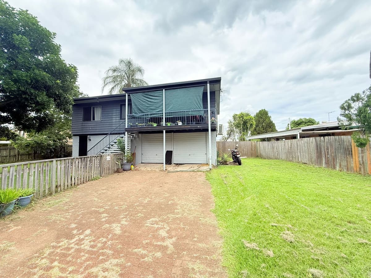 216 Middle Road, Boronia Heights