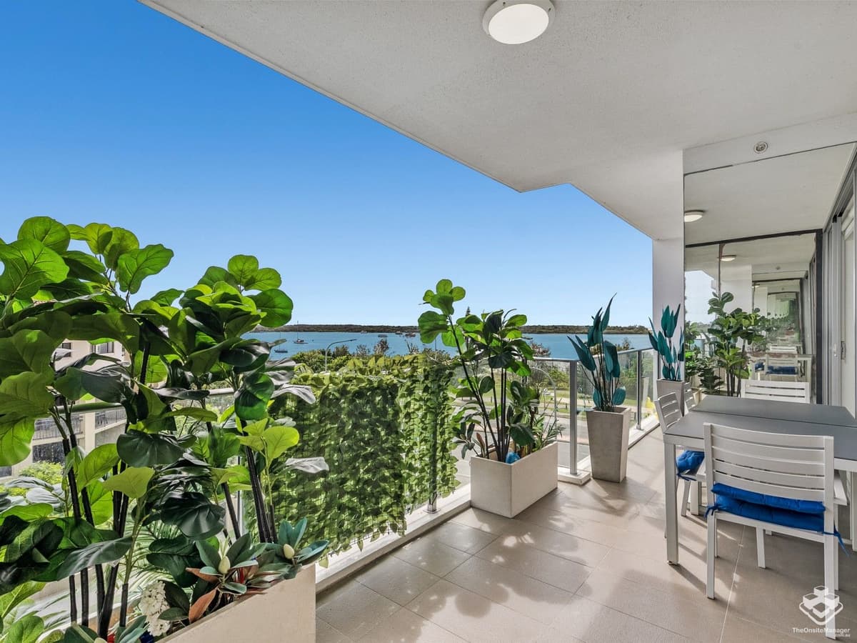 402/388 marine parade, Labrador