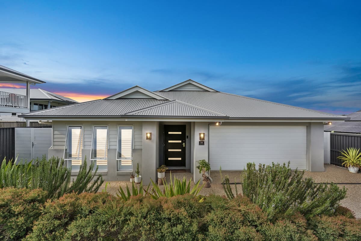 54 Tooloom Circuit, Upper Kedron