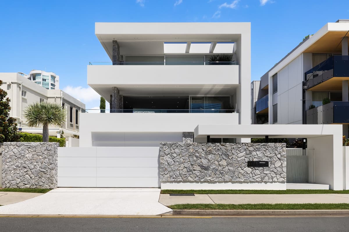 46 Woodroffe Avenue, Main Beach