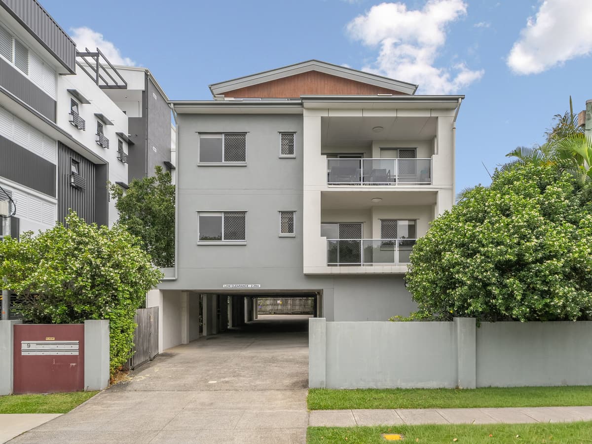 1/9 York Street, Nundah
