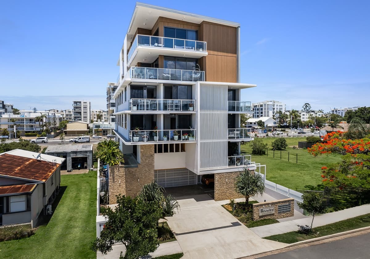 102/37 Smith Street, Mooloolaba