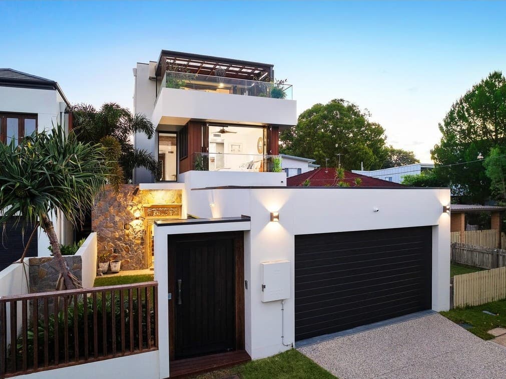 28 Evandale Crescent, Miami