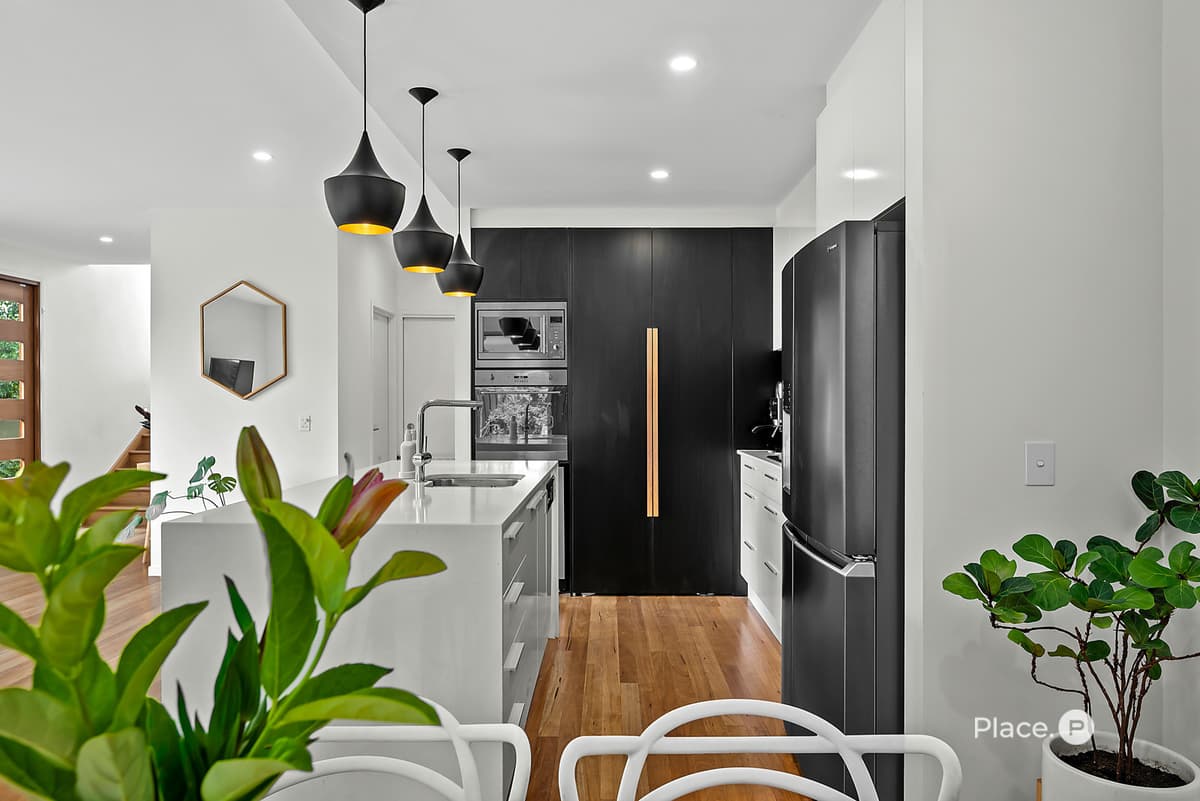 7 Lydford Court, Carindale