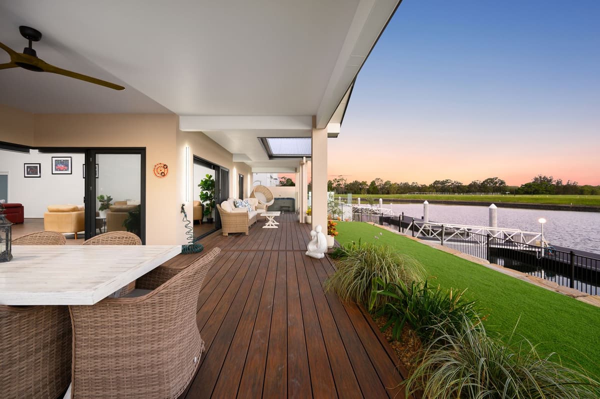 122 Paradise Parade, Jacobs Well