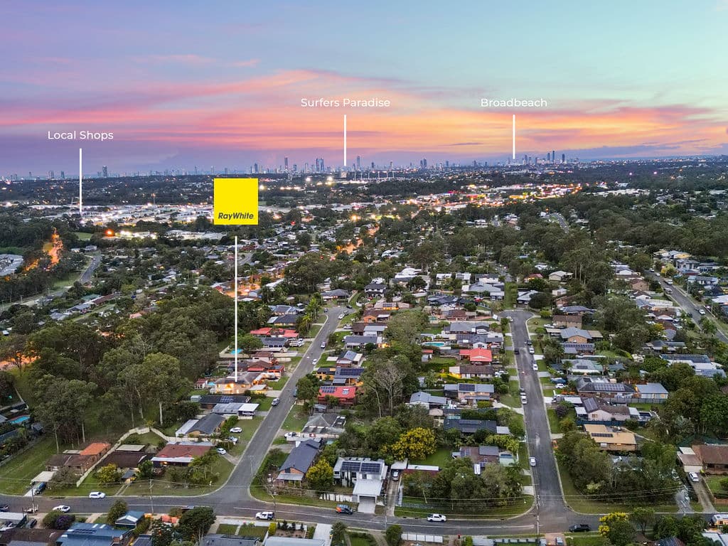 8 The Mores, Nerang