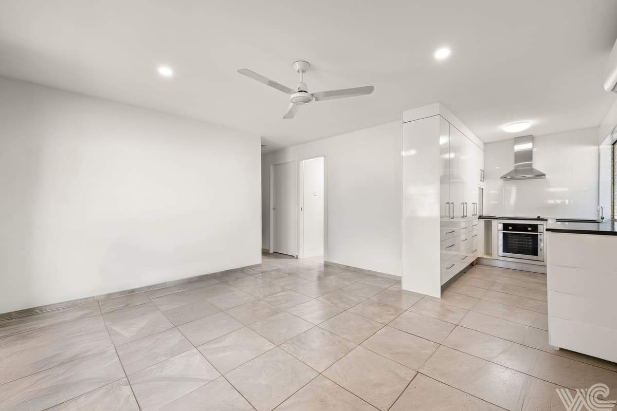 2/16 Tarcoola Avenue, Mooloolaba