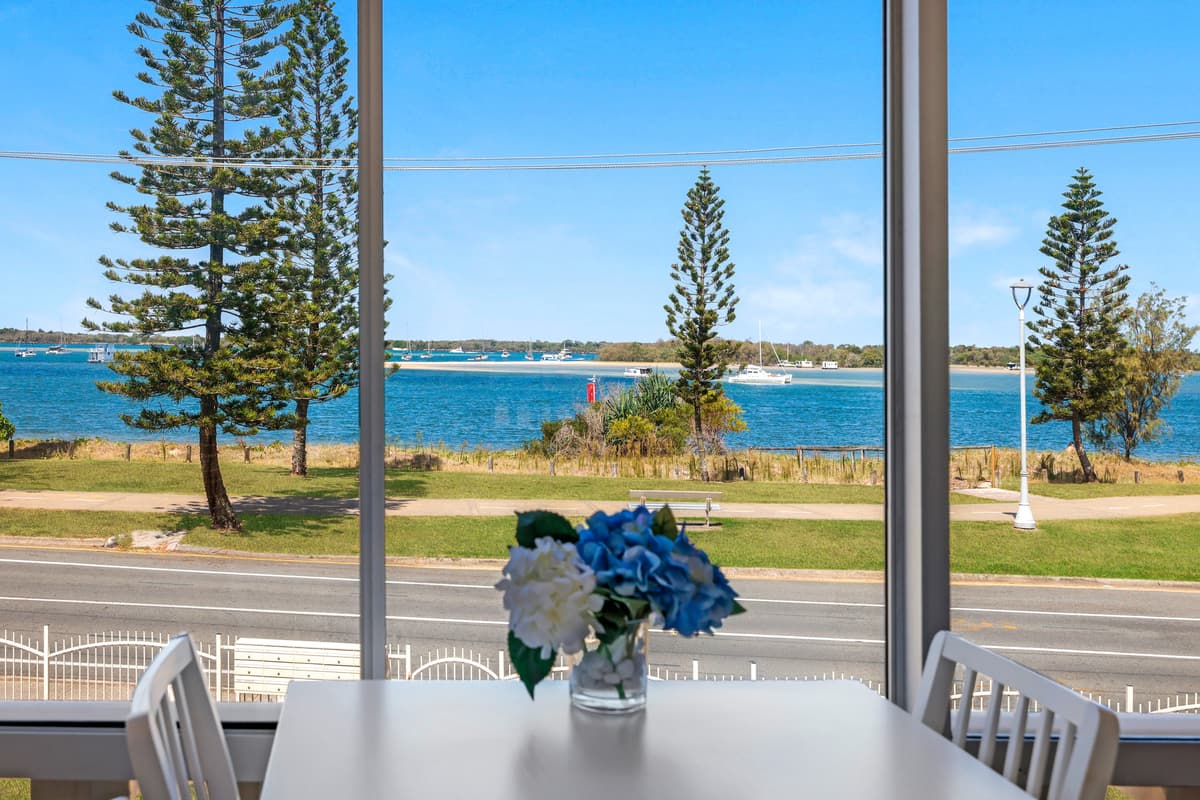 4/500 Marine Parade, Biggera Waters