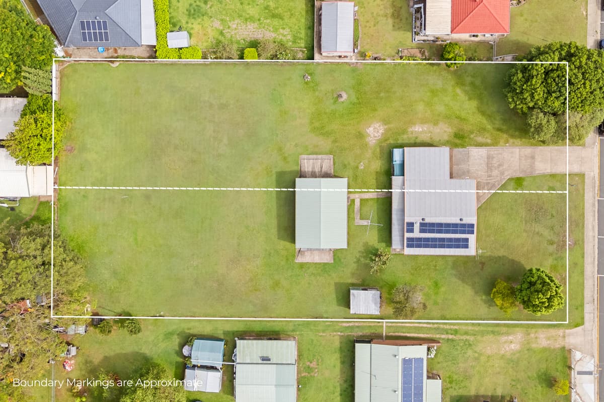 25-27 Barron Road, Birkdale