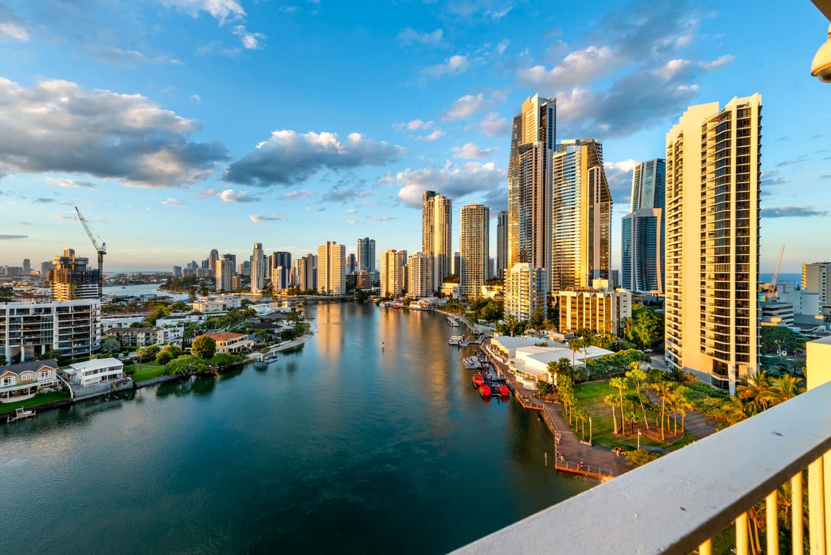 152/30 Watson Esplanade, Surfers Paradise