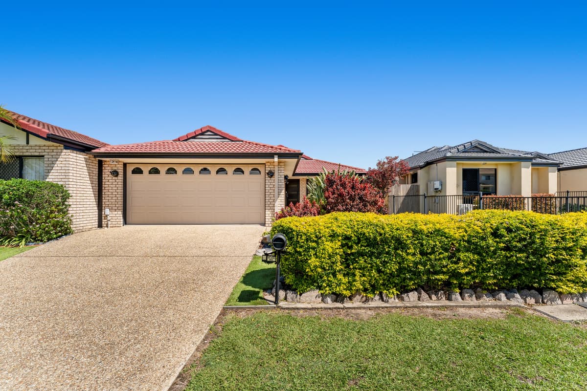 6 Leichhardt Avenue, Rothwell