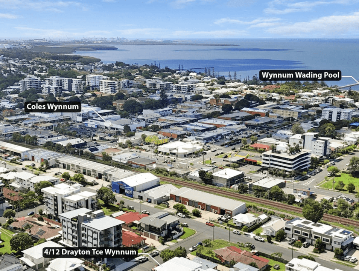 4/12 Drayton Terrace, Wynnum