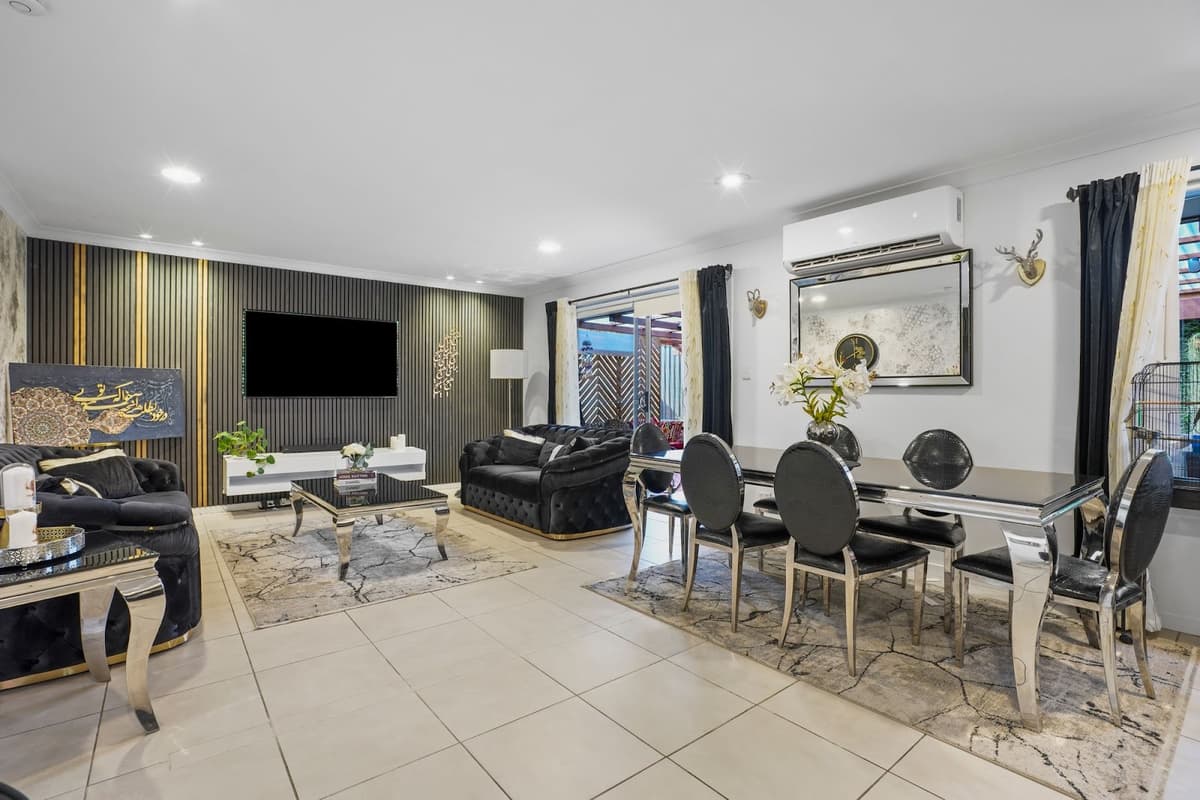 11 Daisy Street, Springfield Lakes