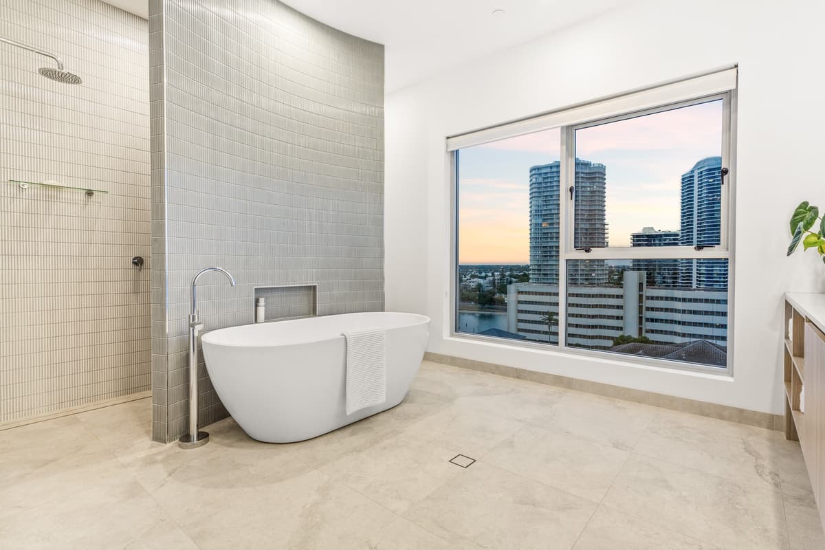 7/536 Marine Parade, Biggera Waters