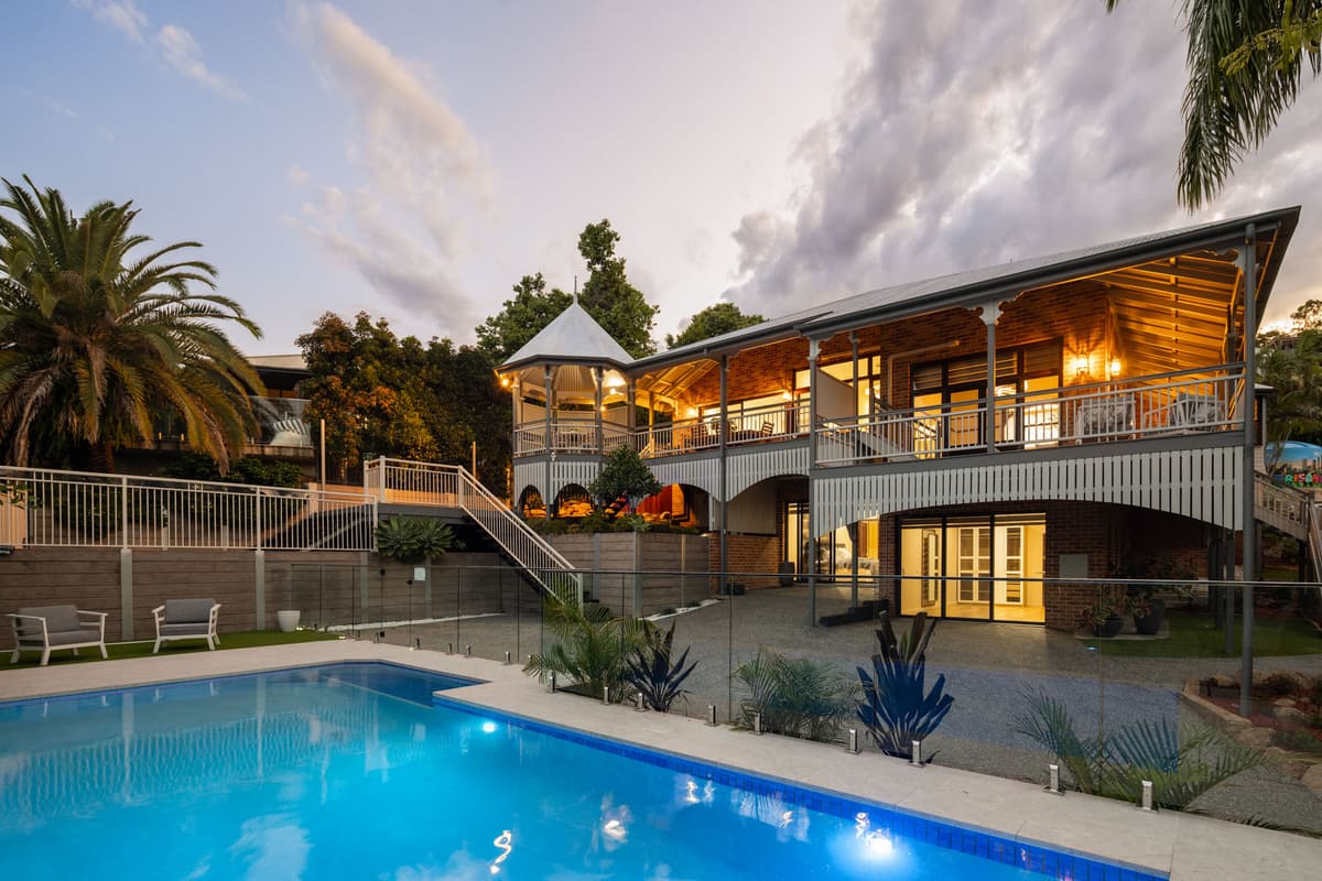 32 Tristania Drive, Bardon