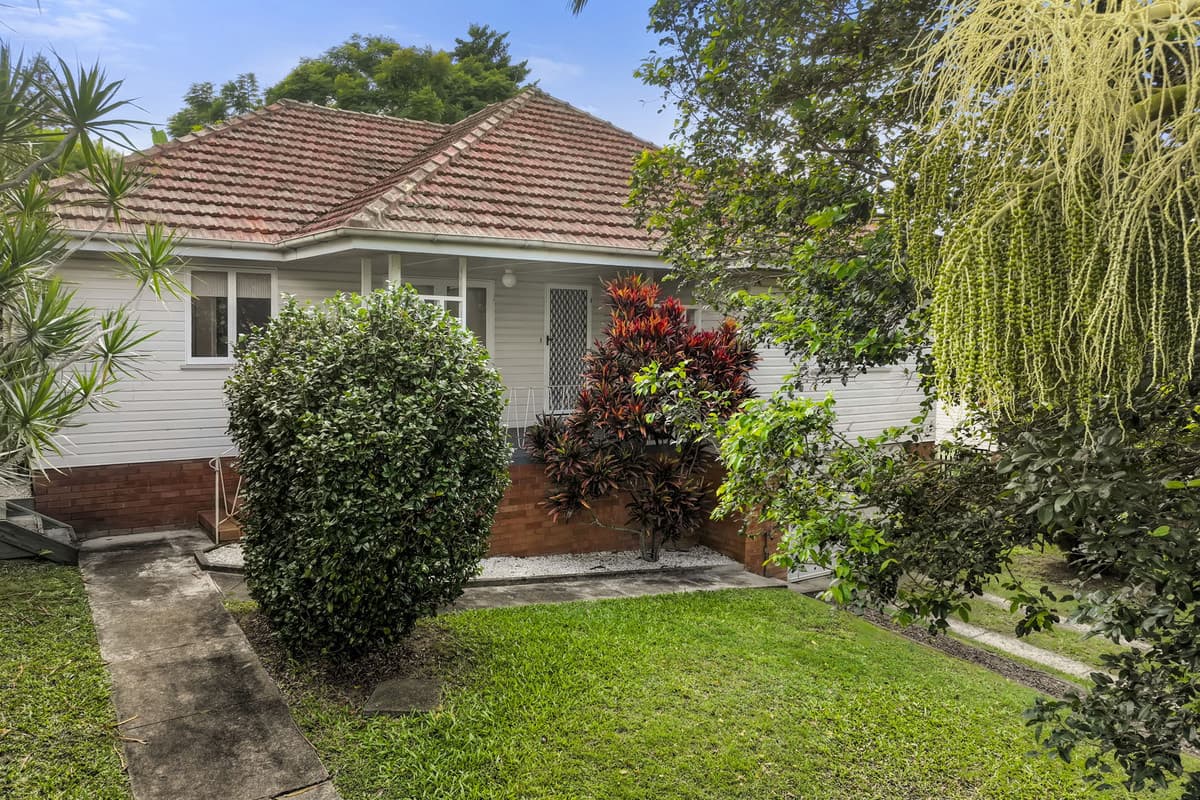 14 Woodville Place, Annerley