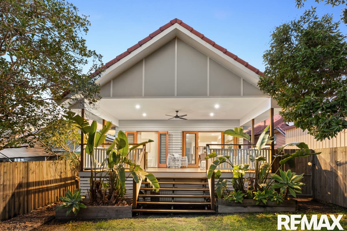 14 Bayview Road, Brighton