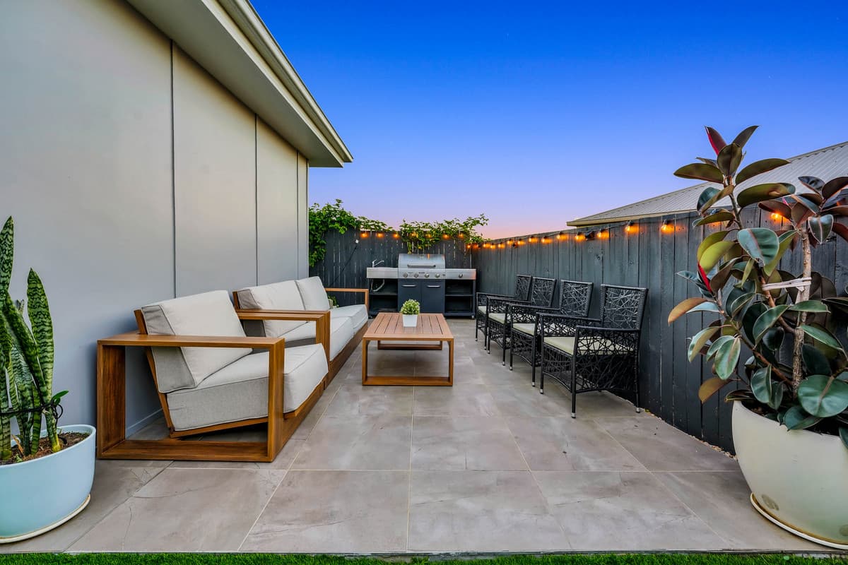 5 Kincraig Circuit, Spring Mountain