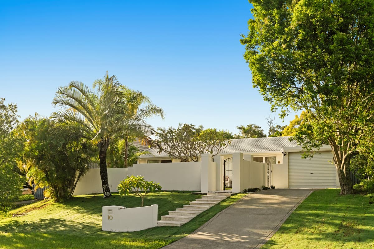 10 Paul Court, Carrara