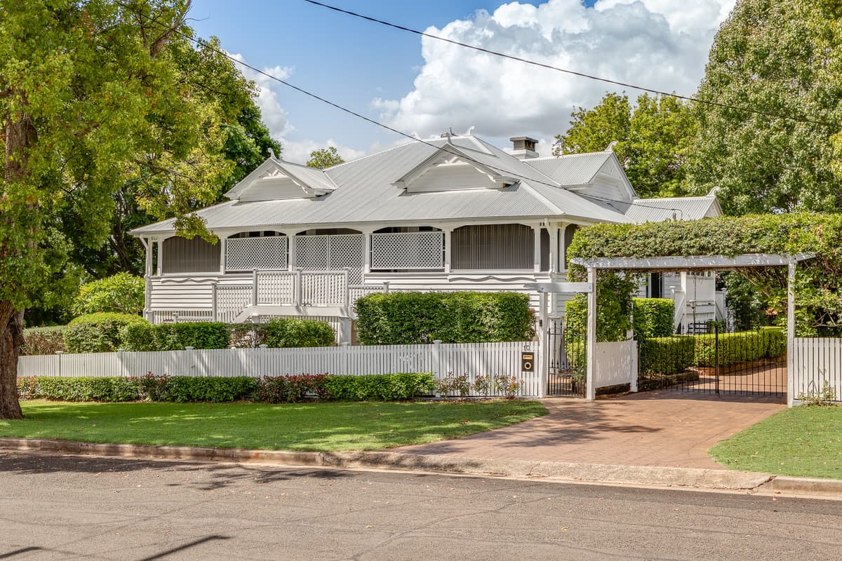 10 Gladstone Street, Newtown