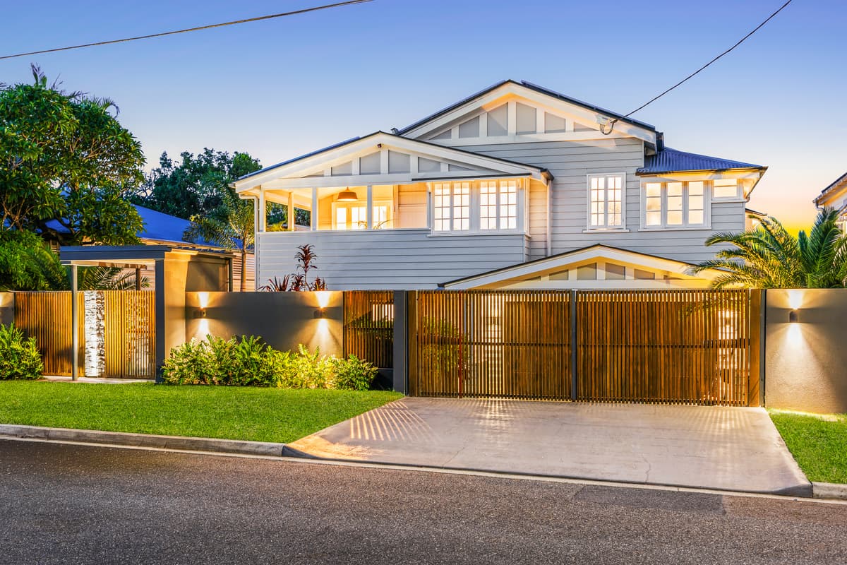 90 Jackson Street, Hamilton