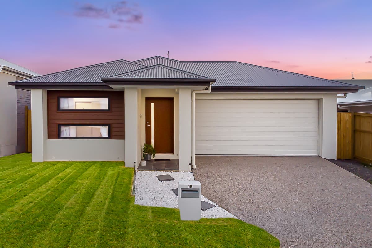 18 Ferris Avenue, Park Ridge