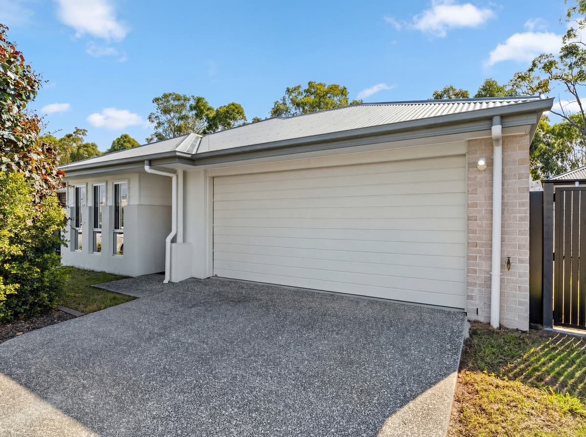 30 Birchwood Street, Park Ridge