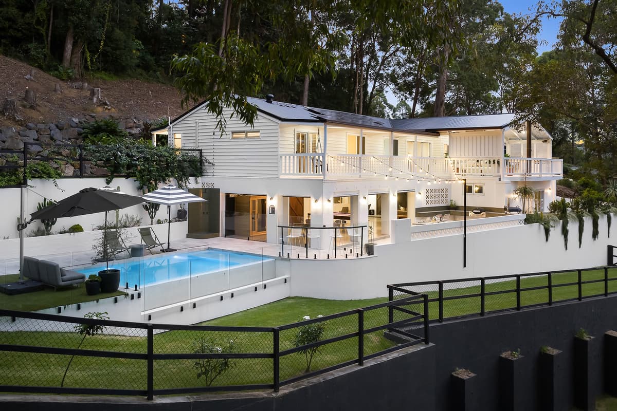 8 Carapook Crescent, Tallebudgera