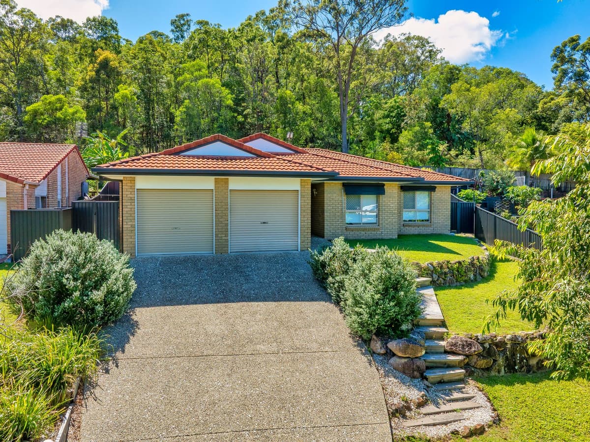 19 White Cap Close, Pacific Pines