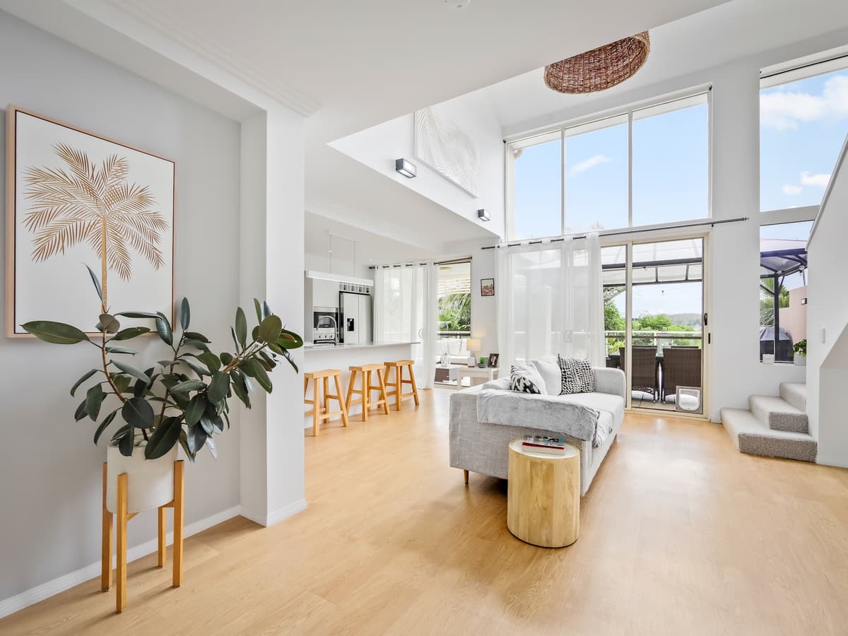 201/251 Varsity Parade, Varsity Lakes