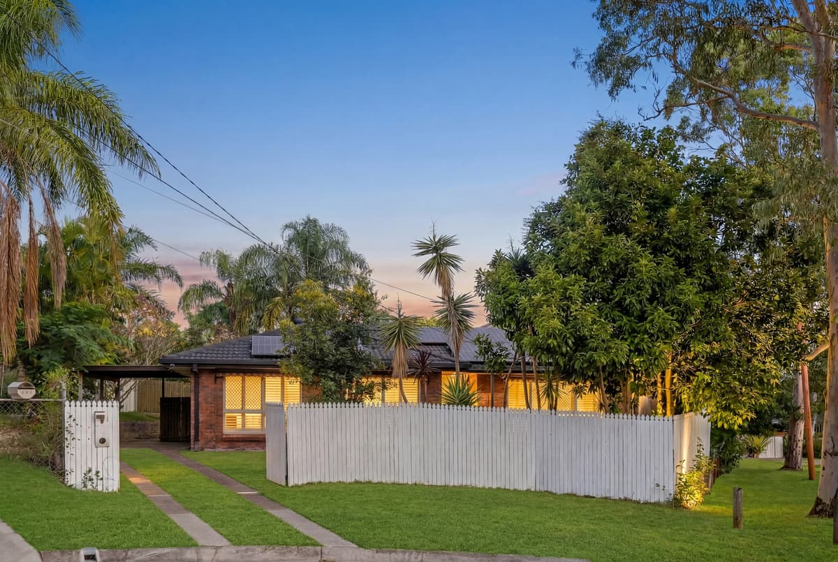 11 Cunningham Street, Rochedale South