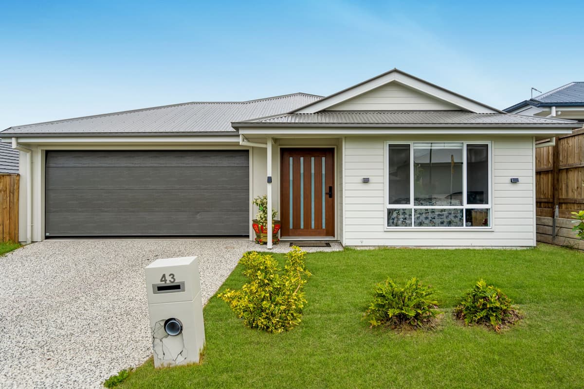 43 McClune Street, Logan Reserve