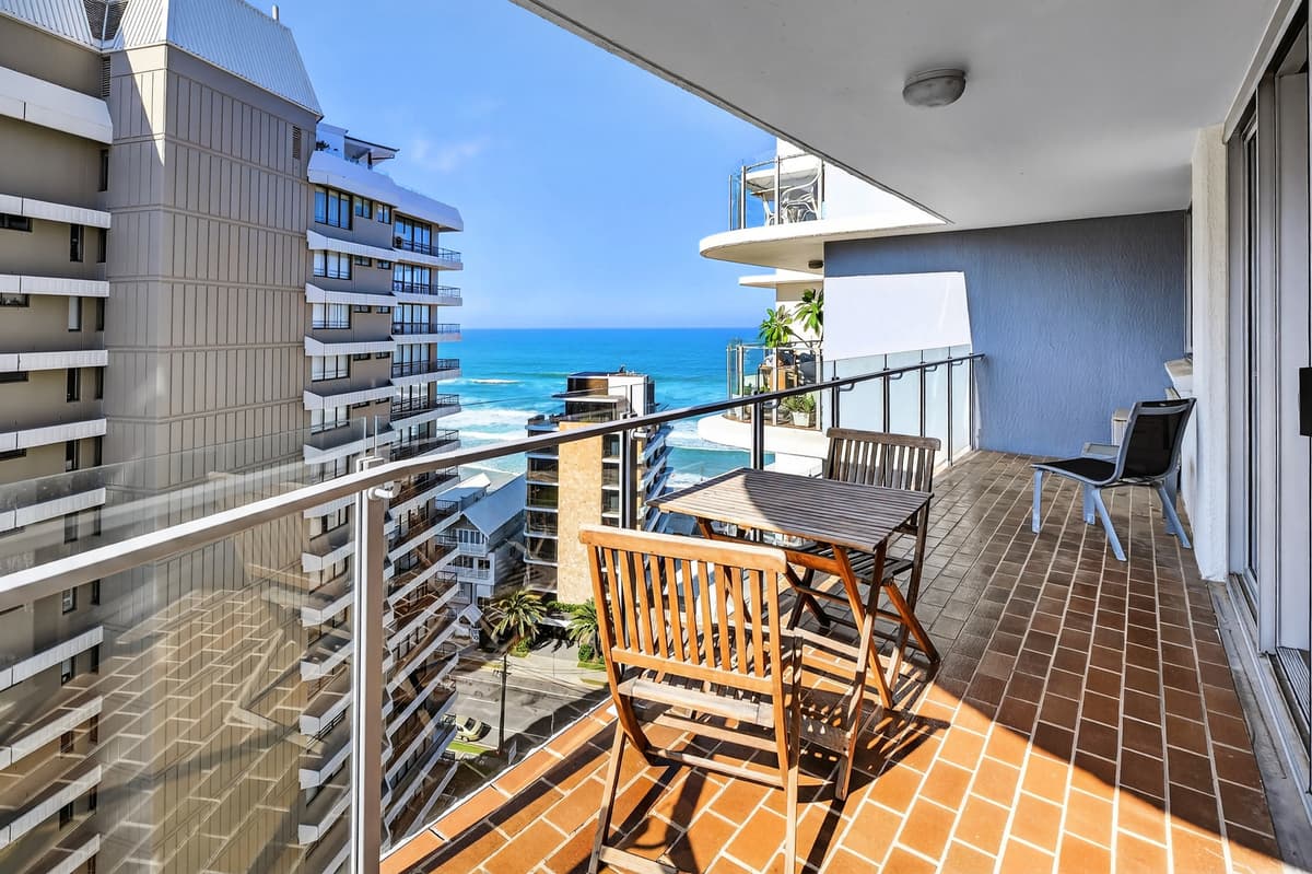 15D/3540 Main Beach Parade, Main Beach