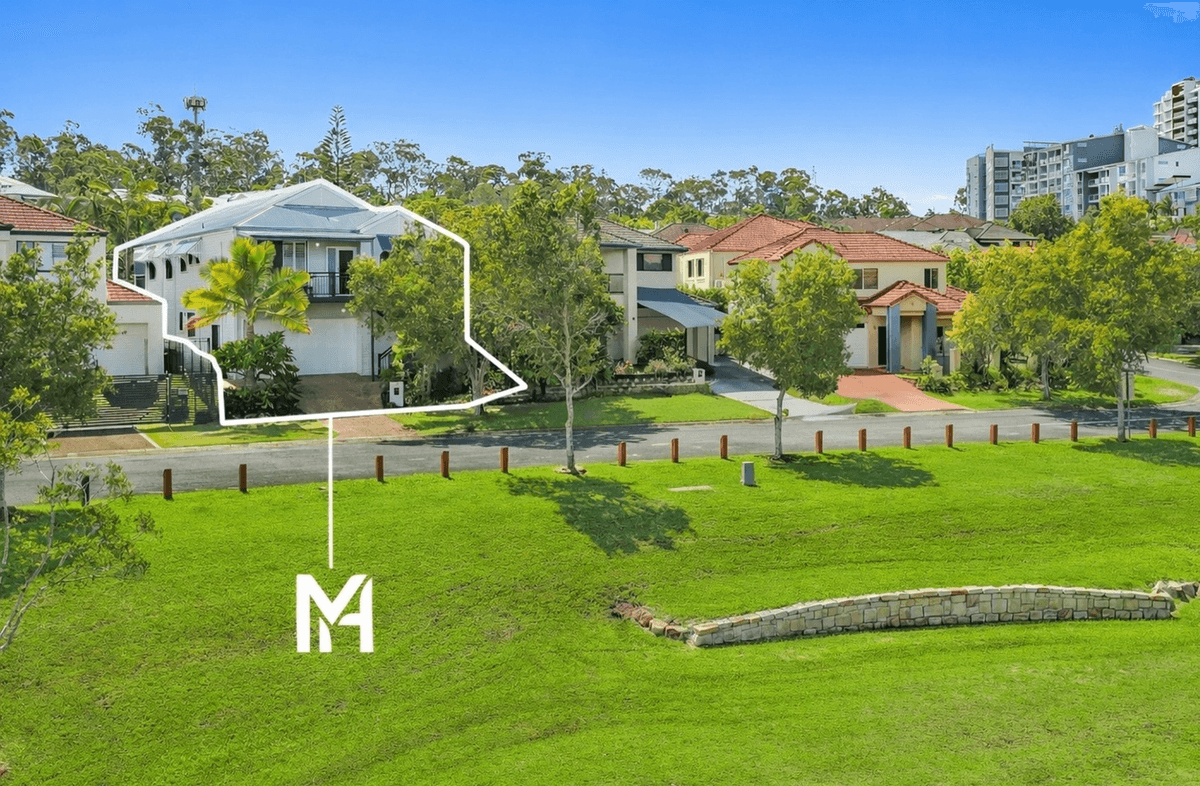 17 North Shore Avenue, Varsity Lakes