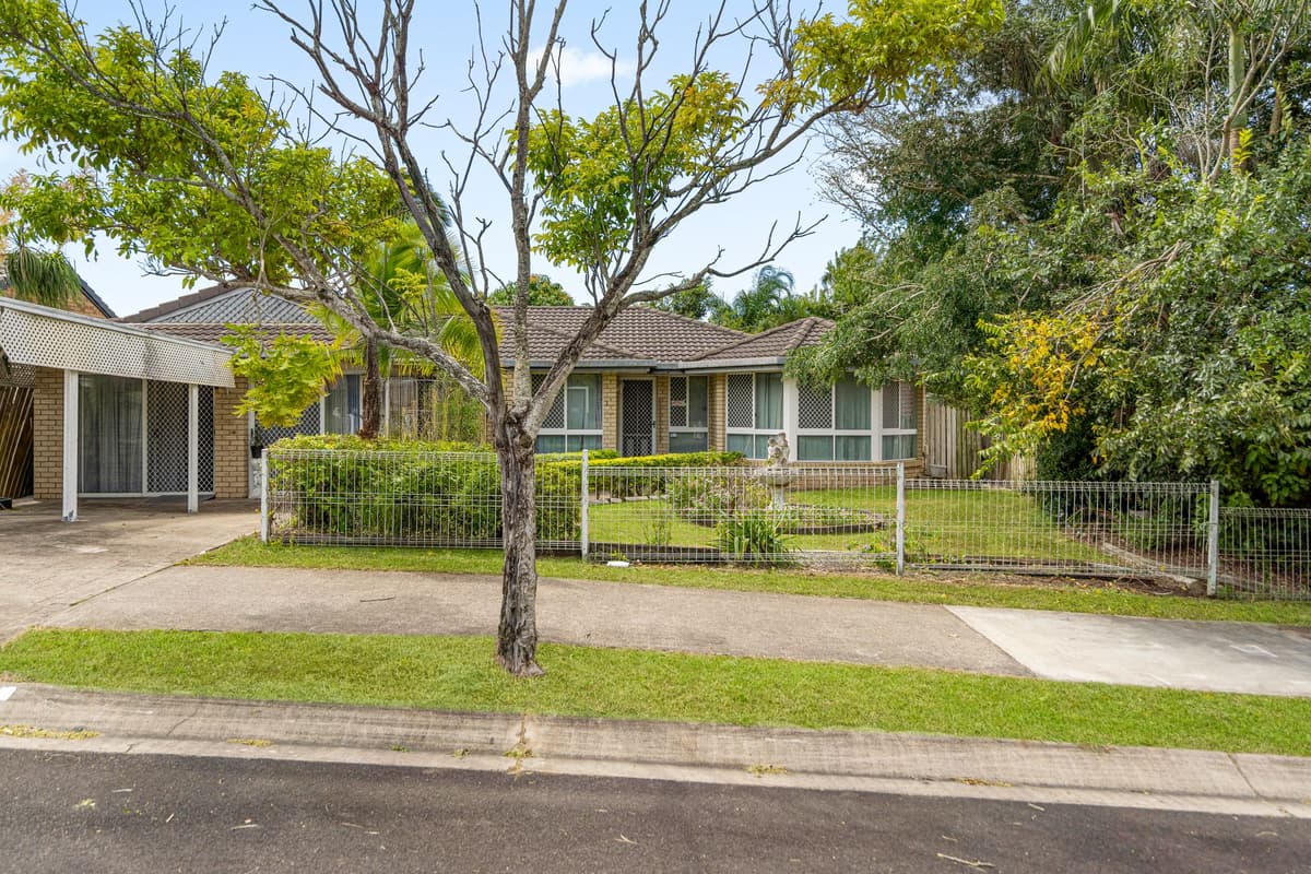 8 Rossmore Street, Heritage Park