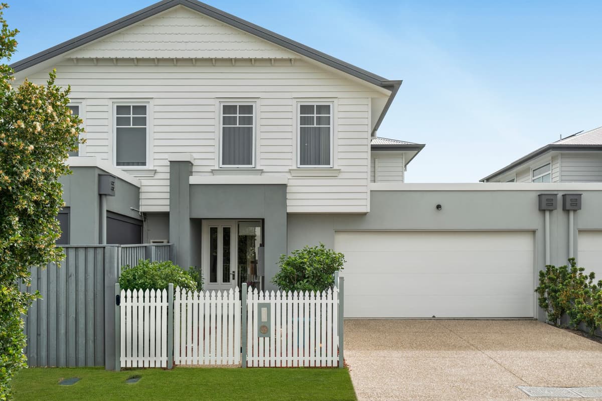 15 Astor Street, Newport