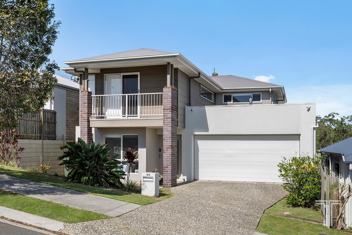 86 Midnight Crescent, Spring Mountain