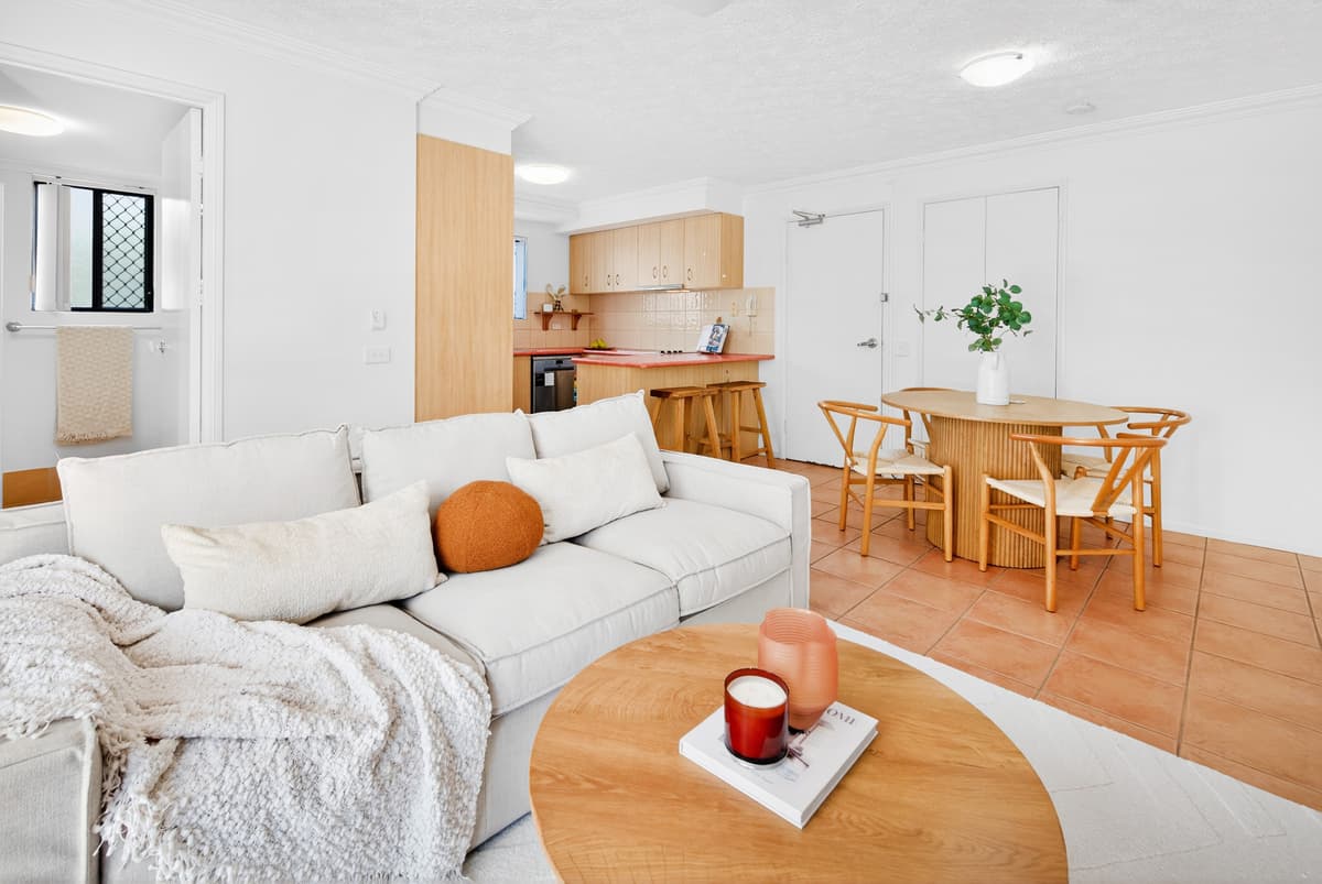 4/47 Bayview Street, Runaway Bay