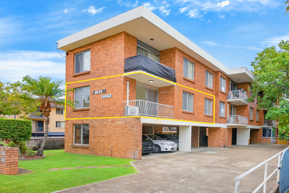 2/25 White Street, Southport