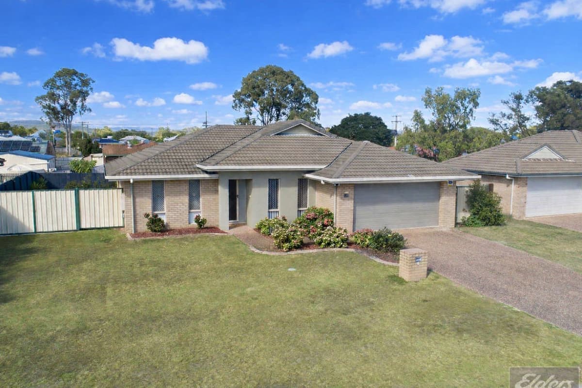 8 Peppermint Place, Laidley