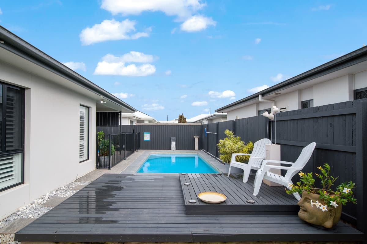 30 Adrian Circuit, Nirimba