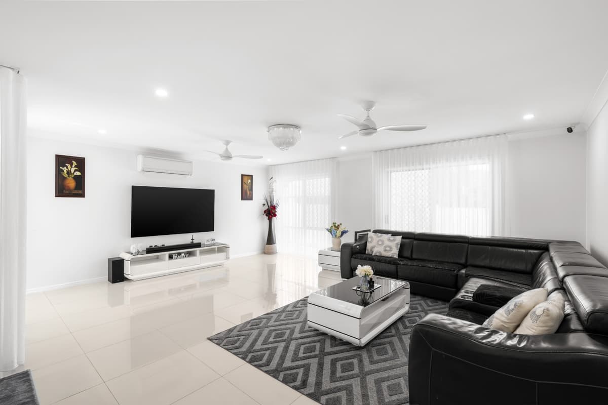 3 Farzana Place, Underwood