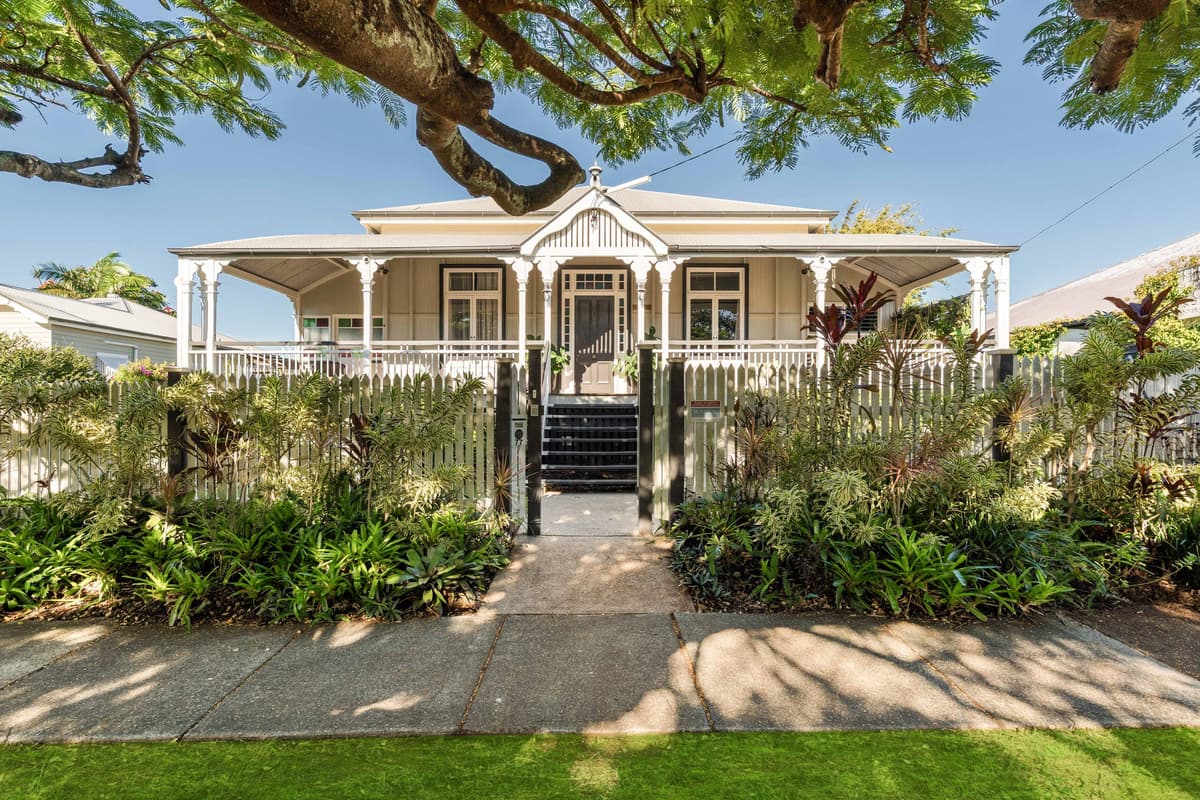 77 Yundah Street, Shorncliffe