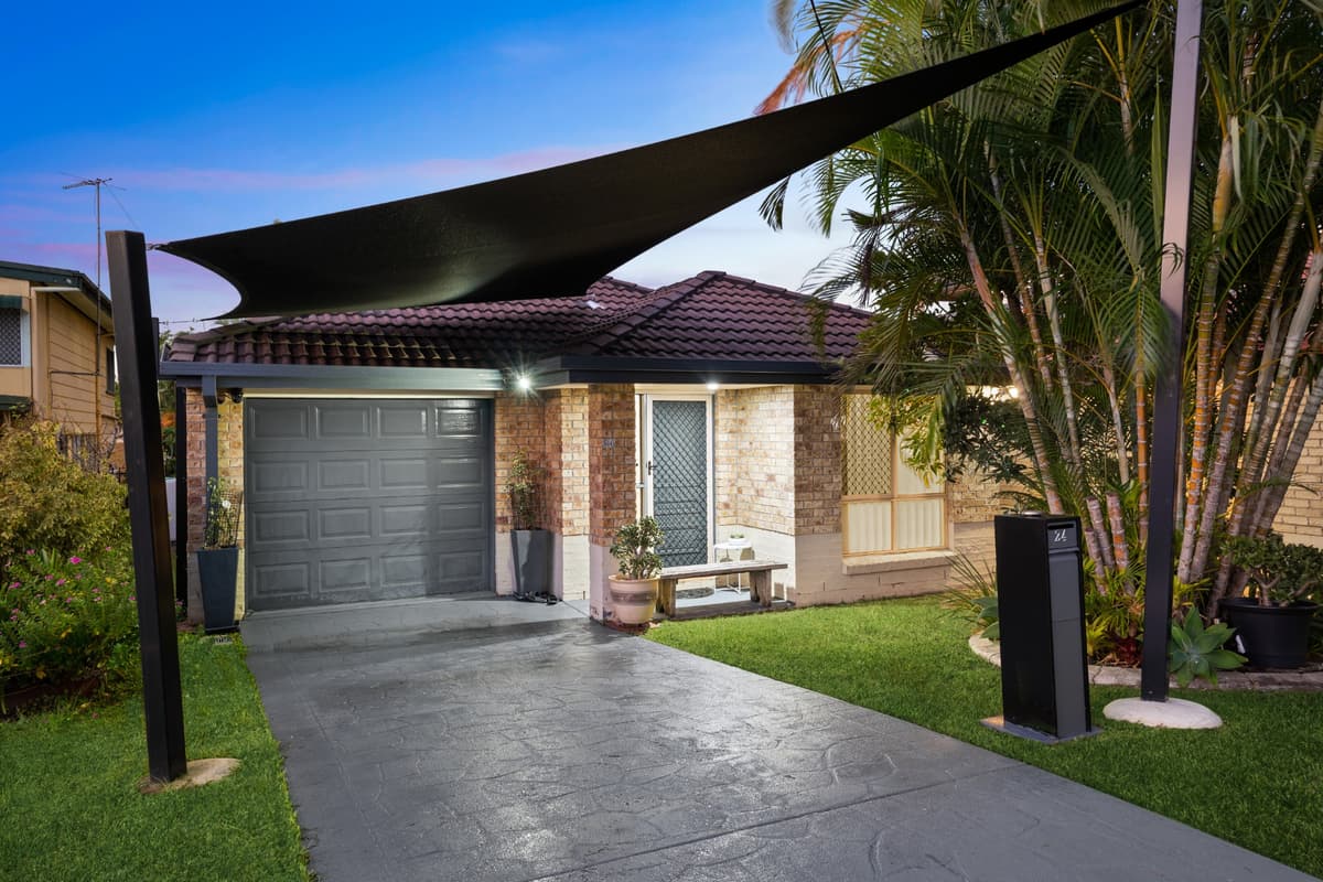 24 Alpita Street, Kuraby