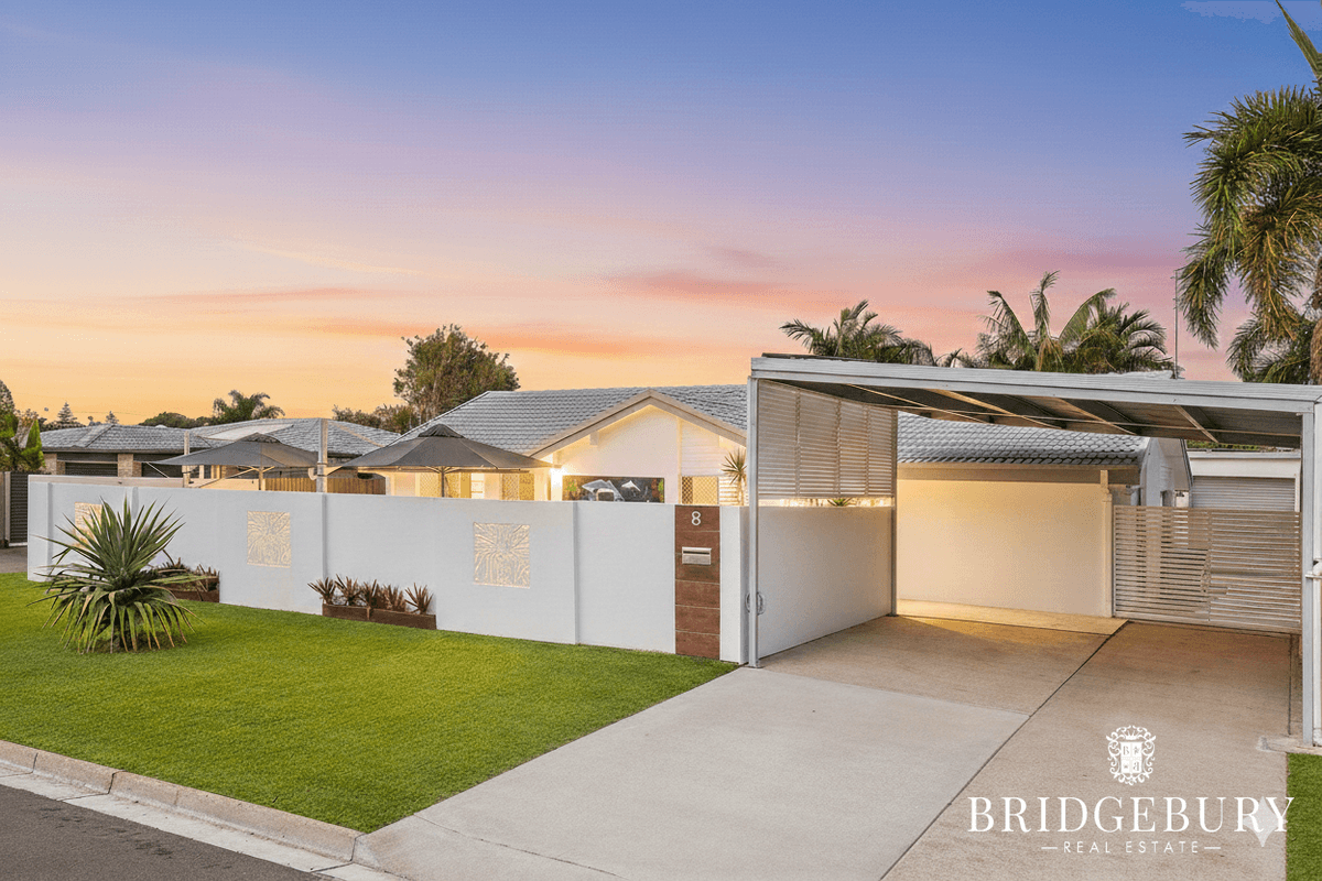8 Slim Crescent, Golden Beach