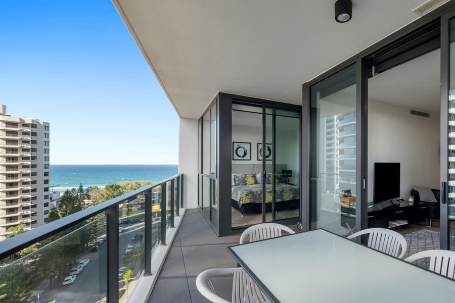 17/14 Elizabeth Avenue, Broadbeach
