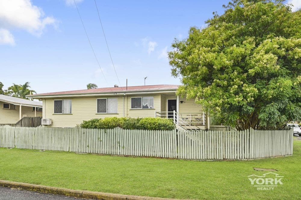3 McMahon Crescent, Newtown