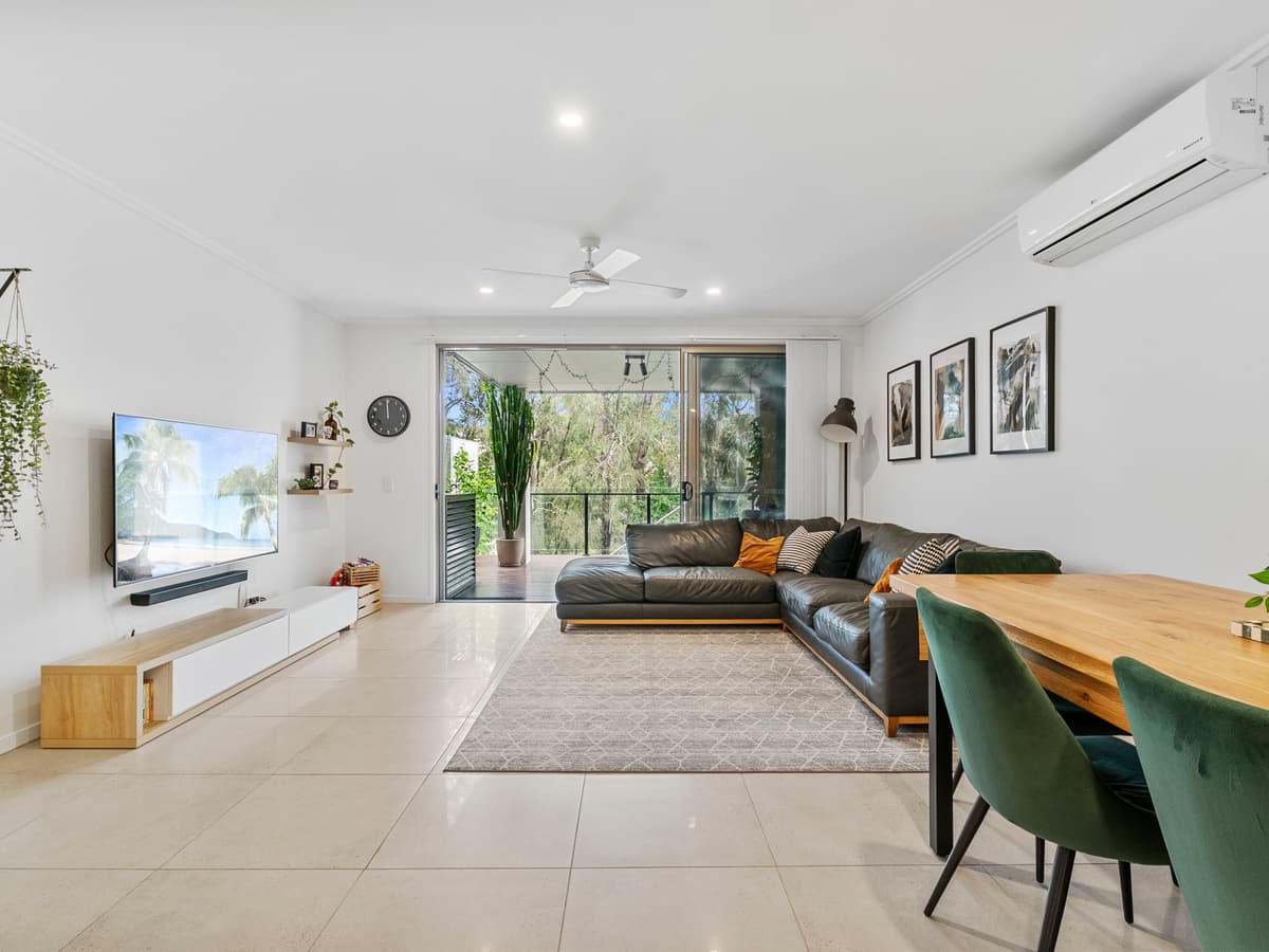 94 Florabella Drive, Robina