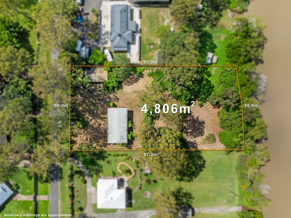 111-115 Albert Street, Eagleby