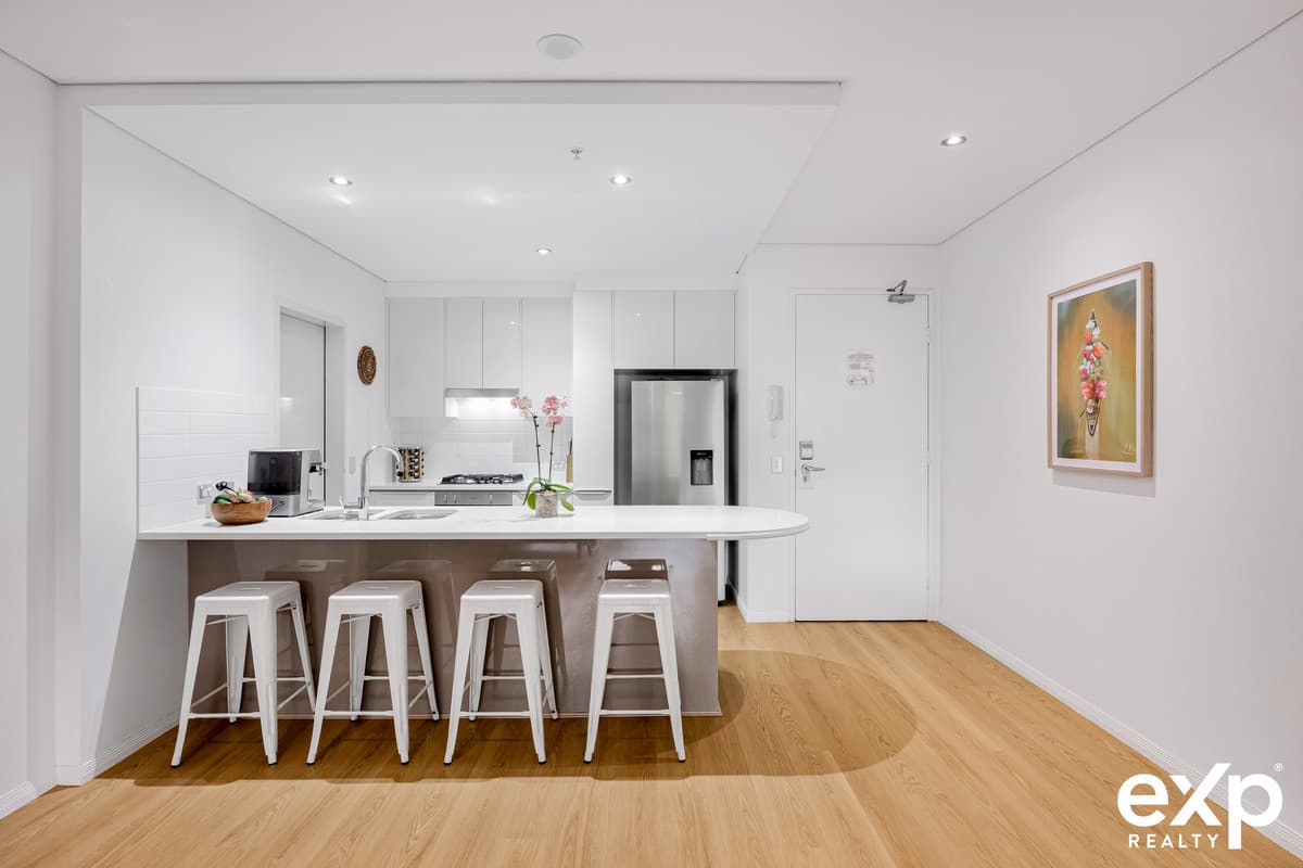 406/6 Aqua Street, Southport